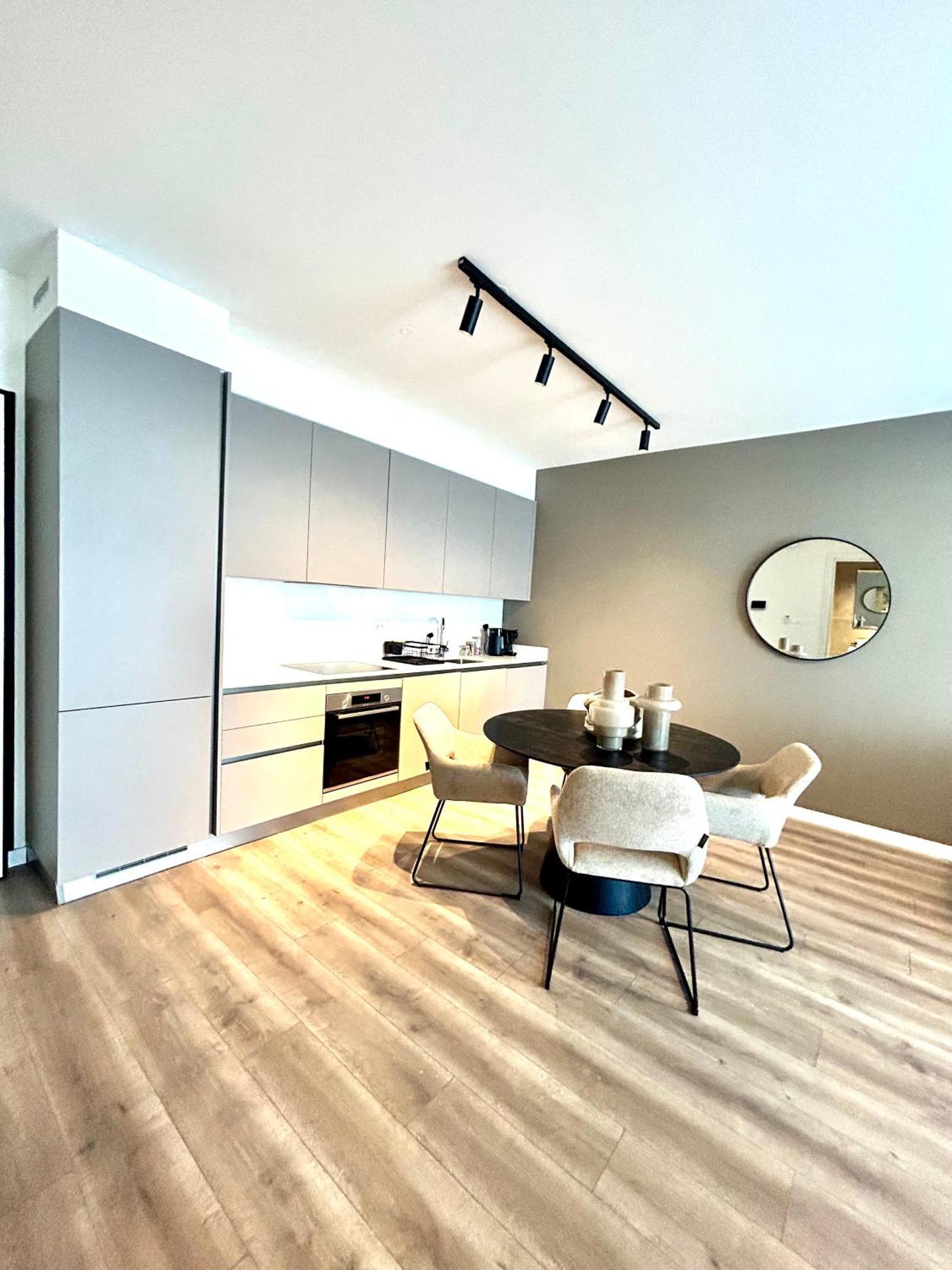 לימסול Sunset Gardens - Holiday Apartments - By Tlv Living מראה חיצוני תמונה
