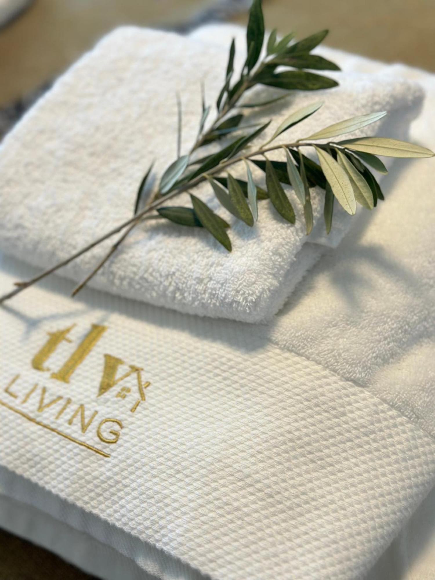 לימסול Sunset Gardens - Holiday Apartments - By Tlv Living מראה חיצוני תמונה