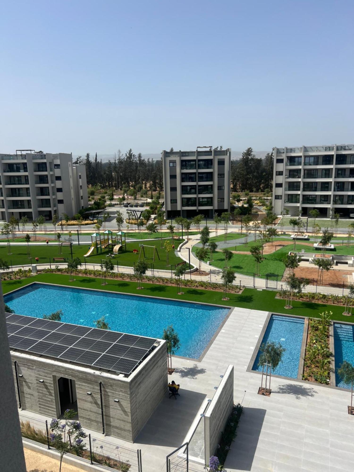 לימסול Sunset Gardens - Holiday Apartments - By Tlv Living מראה חיצוני תמונה