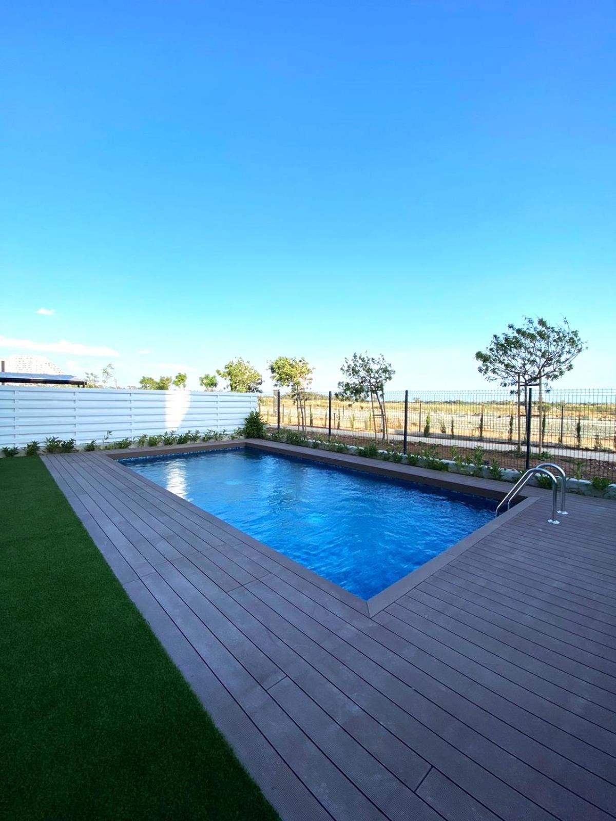 לימסול Sunset Gardens - Holiday Apartments - By Tlv Living מראה חיצוני תמונה