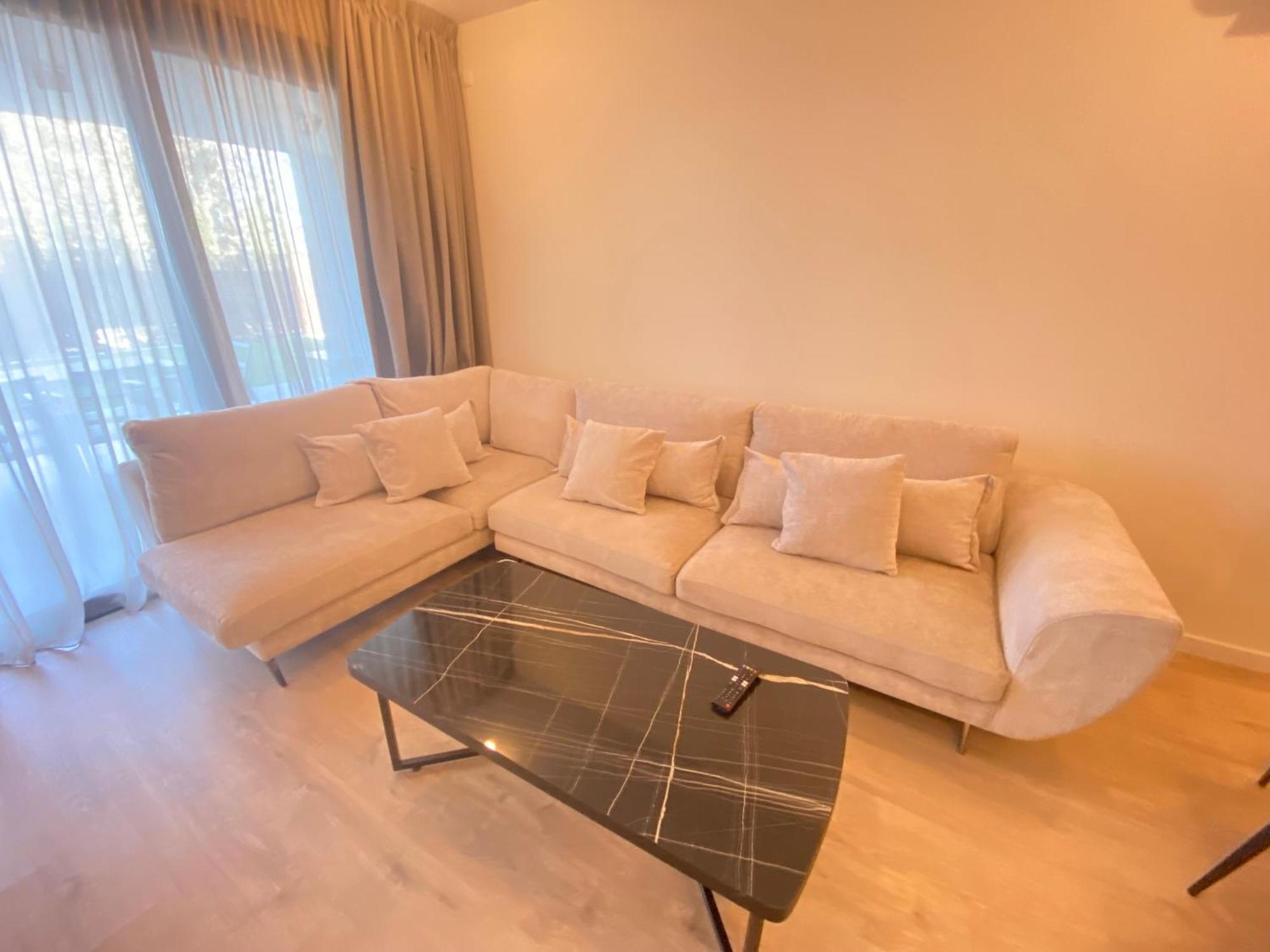 לימסול Sunset Gardens - Holiday Apartments - By Tlv Living מראה חיצוני תמונה